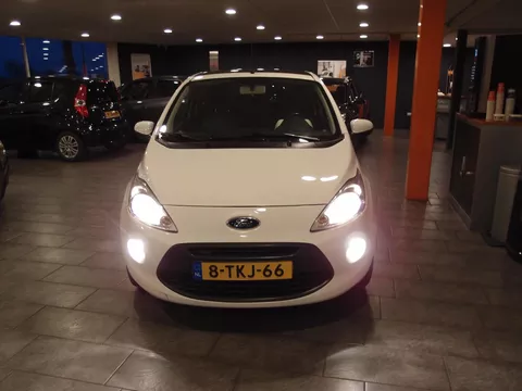 FORD Ka 1.2 69pk Titanium X   met  Panoramadak
